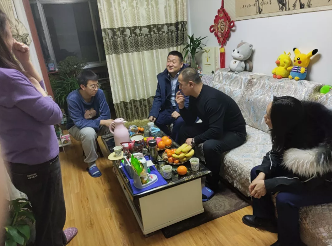 乐鱼·体育页面官方网站-乐鱼online(中国)
产业开发板块深入开展员工家访活动(图2)