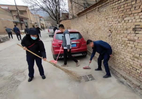 乐鱼·体育页面官方网站-乐鱼online(中国)
团委开展“学雷锋义务清扫活动”(图2)