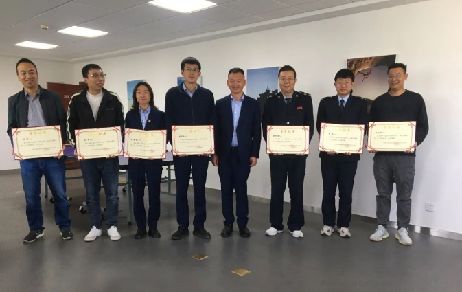 乐鱼·体育页面官方网站-乐鱼online(中国)
团委举办“庆五一、迎五四”球类联谊比赛(图3) 乐鱼·体育页面官方网站-乐鱼online(中国)
团委举办“庆五一、迎五四”球类联谊比赛(图3)