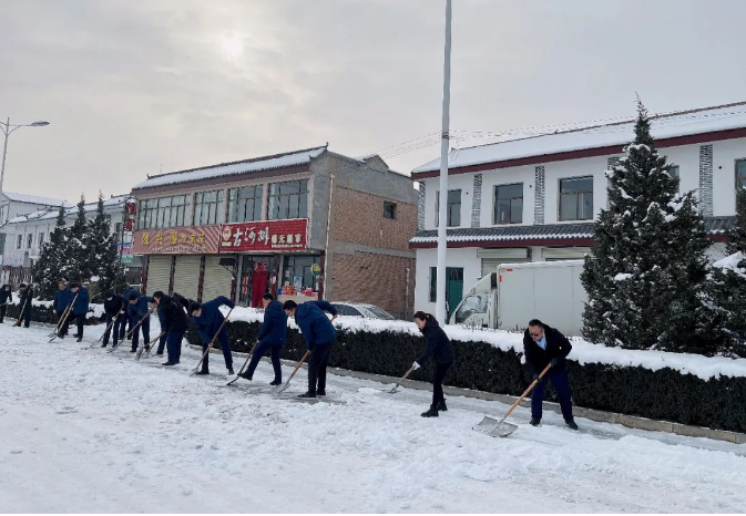 筑起安全墙 照亮乡村路——乐鱼·体育页面官方网站-乐鱼online(中国)
鼎力支持包抓共建村社文明创建工作(图7) 筑起安全墙 照亮乡村路——乐鱼·体育页面官方网站-乐鱼online(中国)
鼎力支持包抓共建村社文明创建工作(图7)