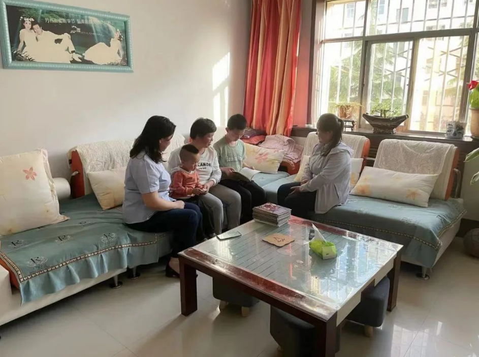 乐鱼·体育页面官方网站-乐鱼online(中国)
开展女职工未成年子女关爱活动(图2)