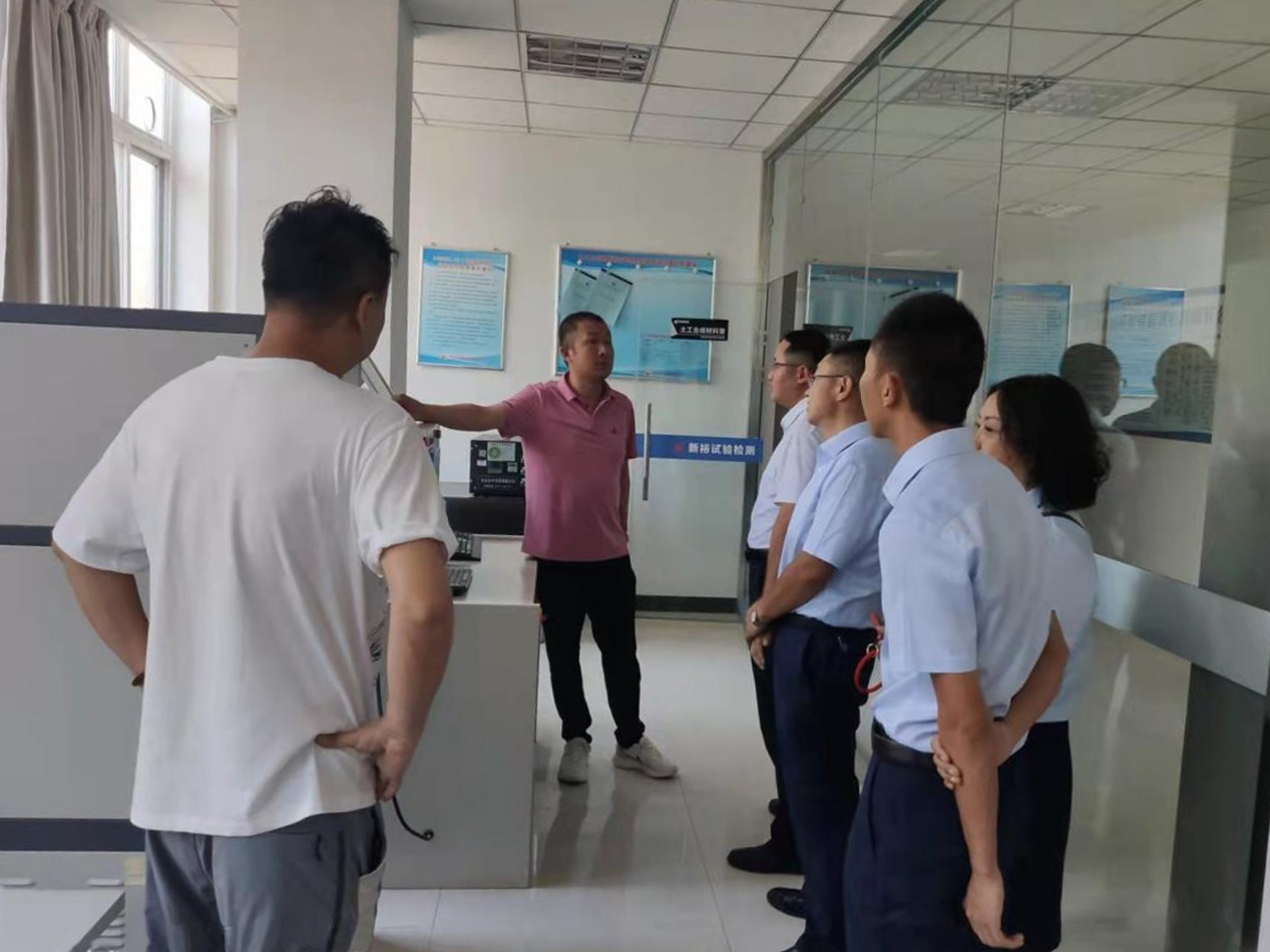 乐鱼·体育页面官方网站-乐鱼online(中国)
泾东设计公司赴甲级检测公司考察学习(图2)